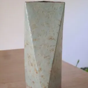 Spidse trekanter vase/Jørgen Sten Nielsen