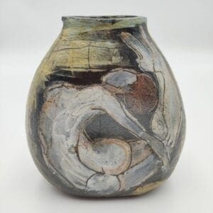 Keramikvase med figur